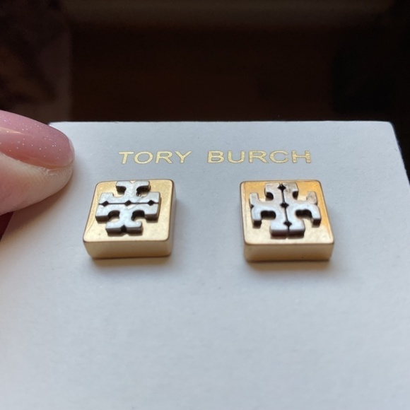 TORY BURCH MILLER LOGO GOLD/SILVER TONE STUD EARRINGS NEW WITH GIFT BAG - Picture 6 of 8